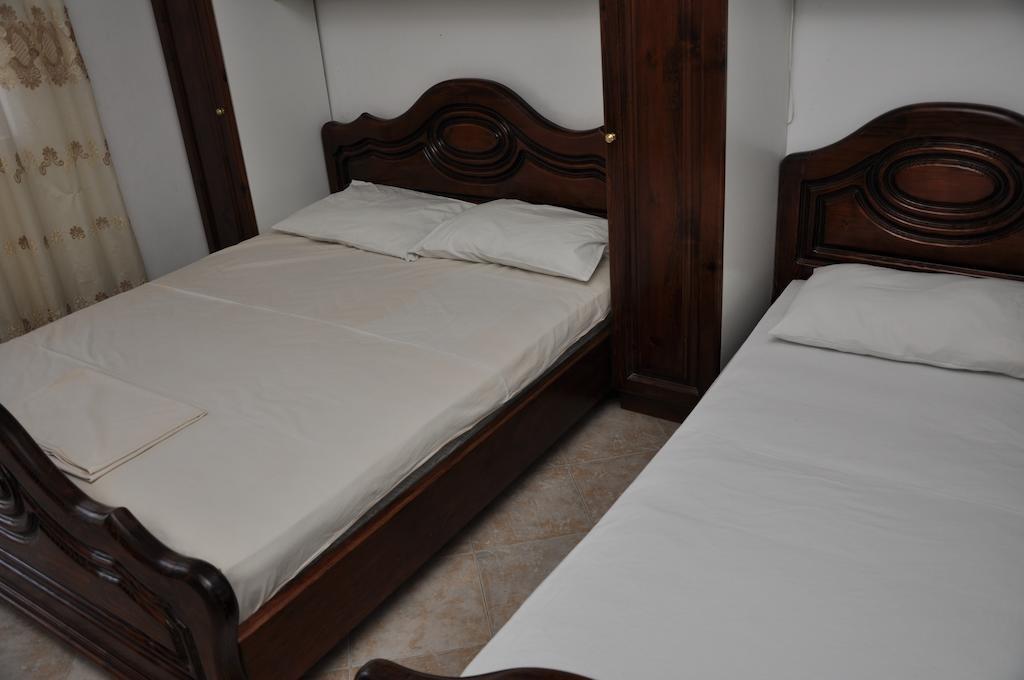 Rooms & Apartments Anka บาร์ ห้อง รูปภาพ